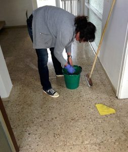 floor-cleaning